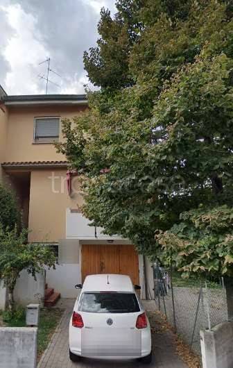 casa indipendente in vendita a Lugo