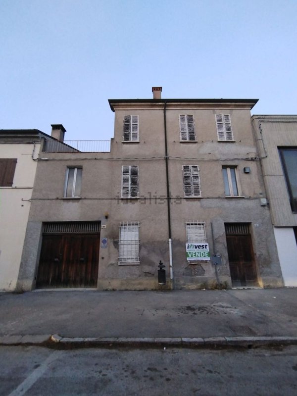 casa indipendente in vendita a Lugo