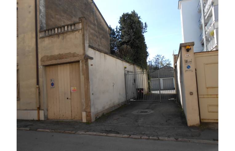 casa indipendente in vendita a Lugo