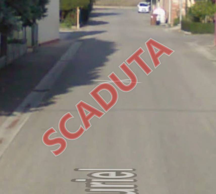 appartamento in vendita a Lugo in zona Ducato di Fabriago