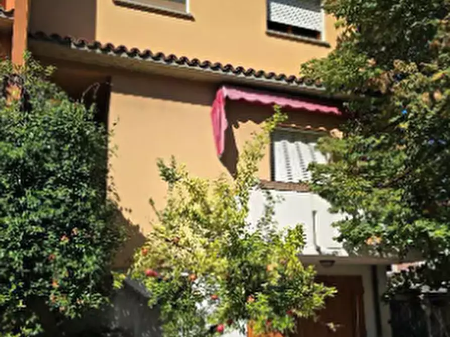 casa indipendente in vendita a Lugo