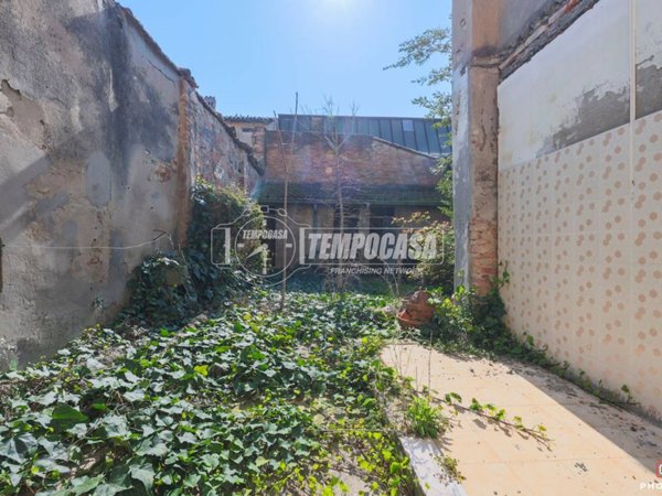 casa indipendente in vendita a Lugo