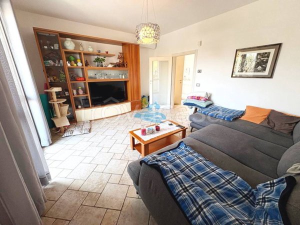casa indipendente in vendita a Lugo