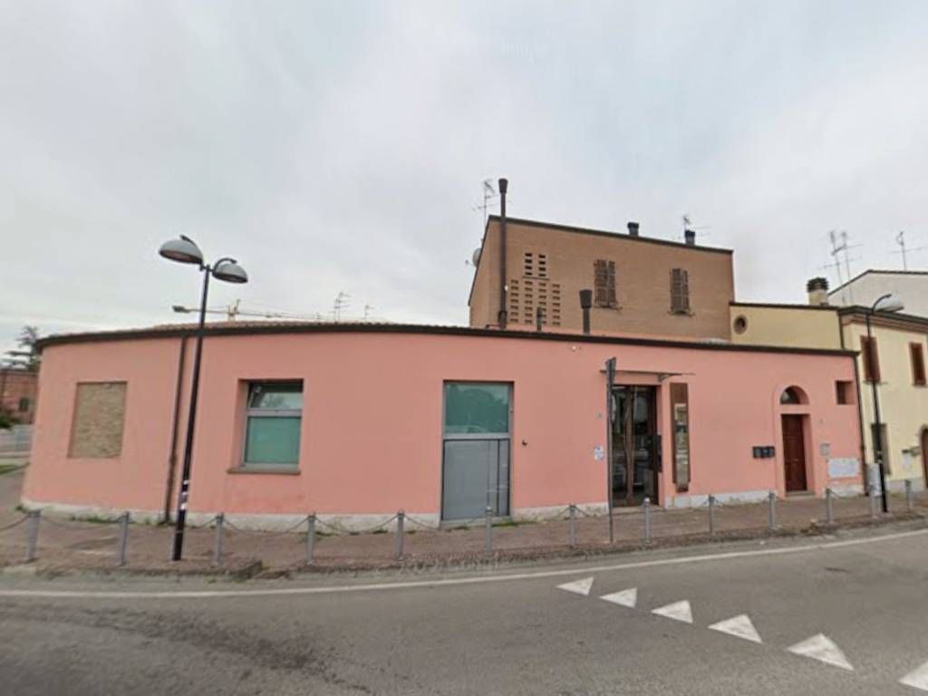 negozio in vendita a Lugo