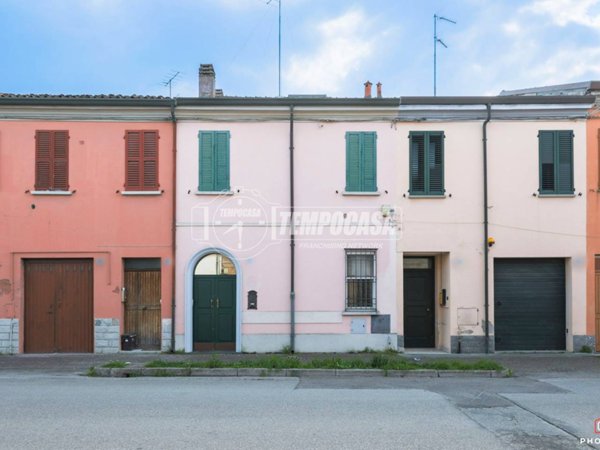casa indipendente in vendita a Lugo