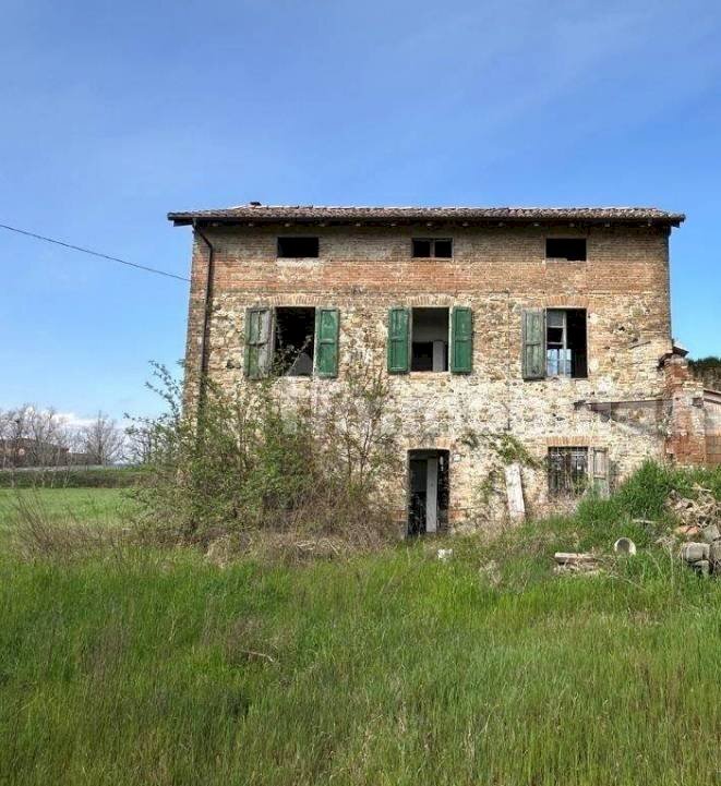 casale in vendita a Lugo