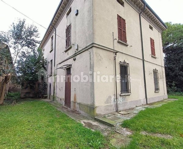 casa indipendente in vendita a Lugo