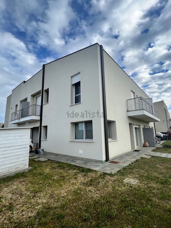 casa indipendente in vendita a Lugo