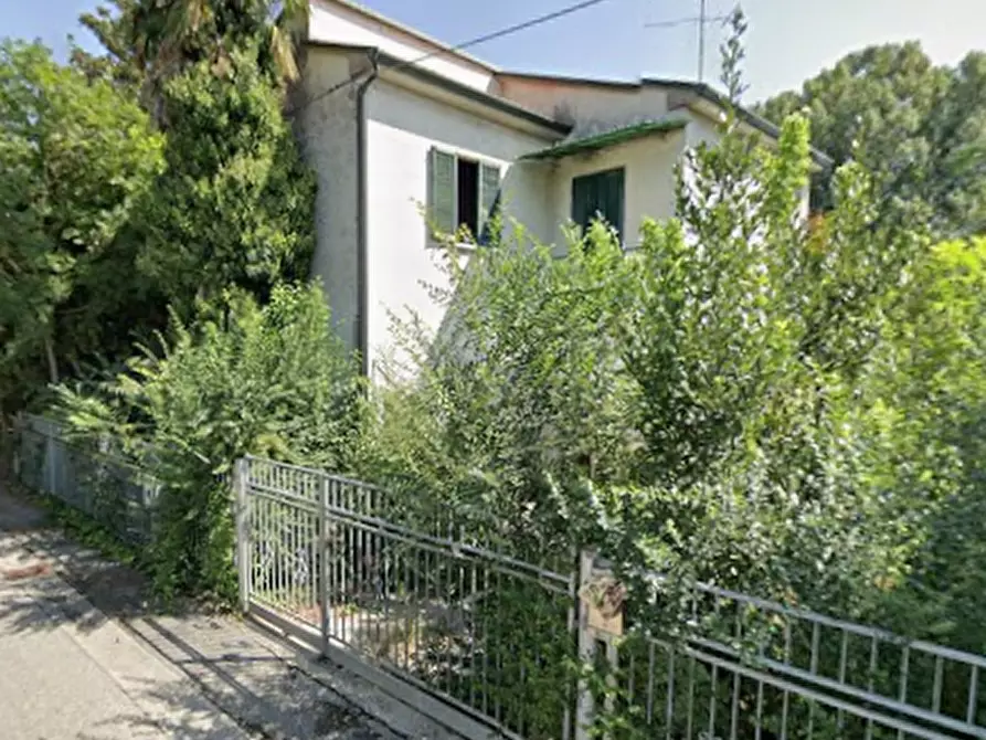 casa indipendente in vendita a Lugo