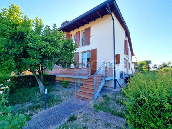 casa indipendente in vendita a Lugo