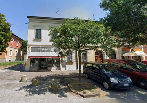 negozio in vendita a Lugo