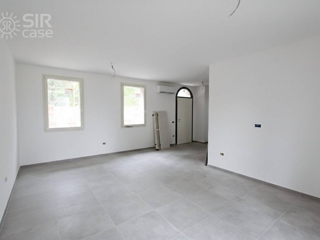 casa indipendente in vendita a Lugo in zona Villa San Martino