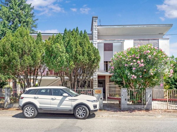 casa indipendente in vendita a Lugo