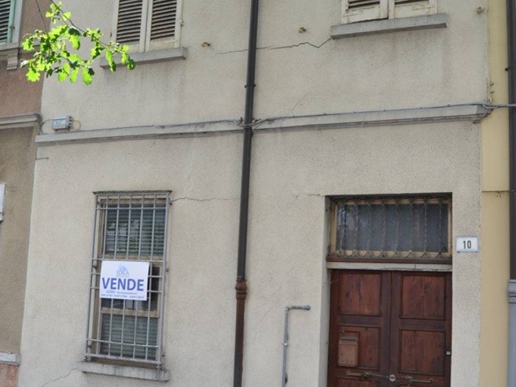 casa indipendente in vendita a Lugo