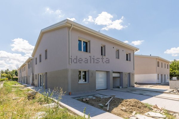 casa indipendente in vendita a Lugo
