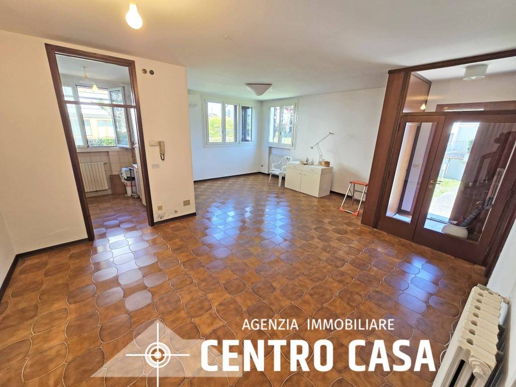 casa indipendente in vendita a Lugo