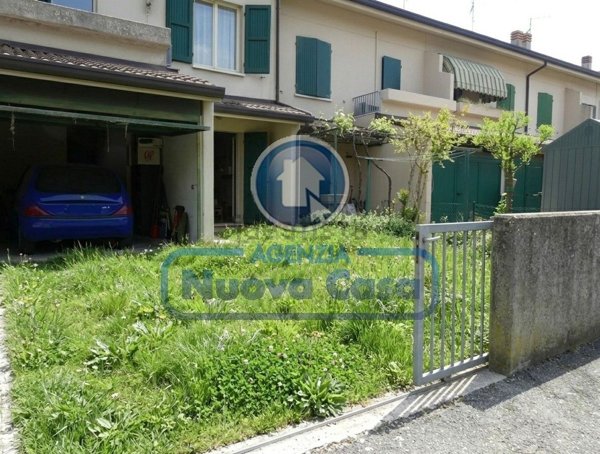 casa indipendente in vendita a Lugo