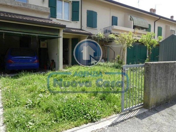 casa indipendente in vendita a Lugo