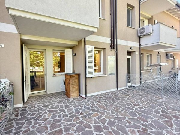 casa indipendente in vendita a Lugo