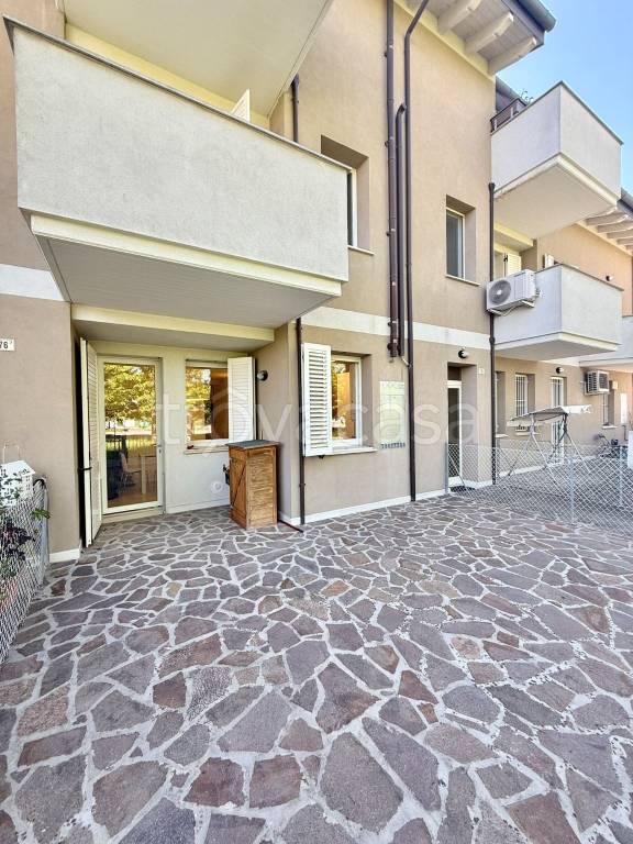 casa indipendente in vendita a Lugo