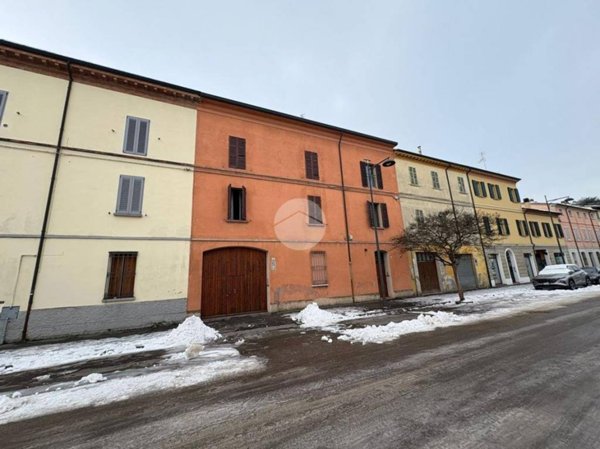 casa indipendente in vendita a Lugo