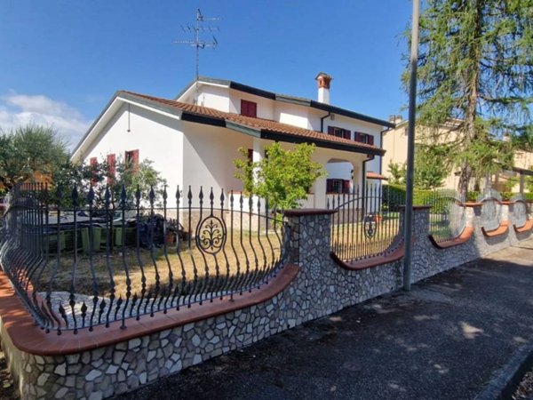 casa indipendente in vendita a Lugo in zona San Lorenzo
