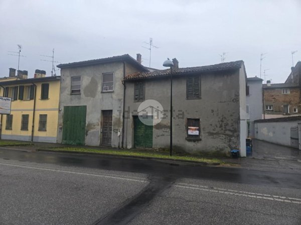 casa semindipendente in vendita a Lugo