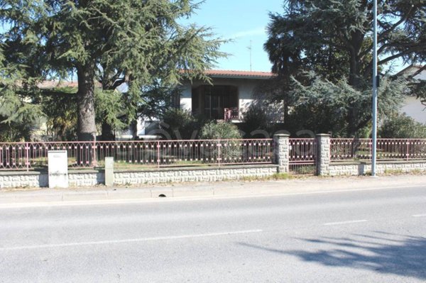 casa indipendente in vendita a Lugo in zona Villa San Martino