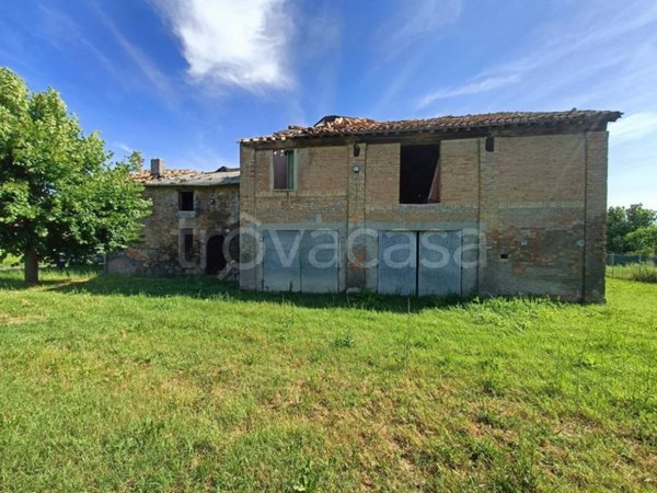 casa indipendente in vendita a Lugo in zona Voltana