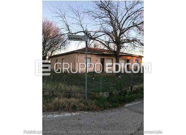 casa indipendente in vendita a Lugo in zona Ciribella