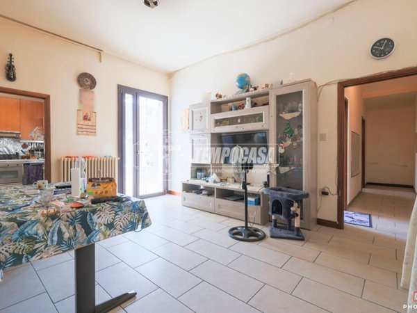 casa indipendente in vendita a Lugo