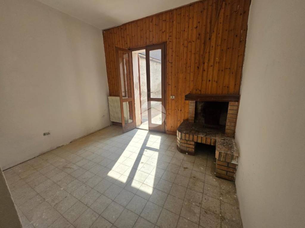 casa indipendente in vendita a Lugo