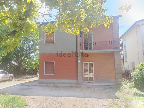 casa semindipendente in vendita a Lugo