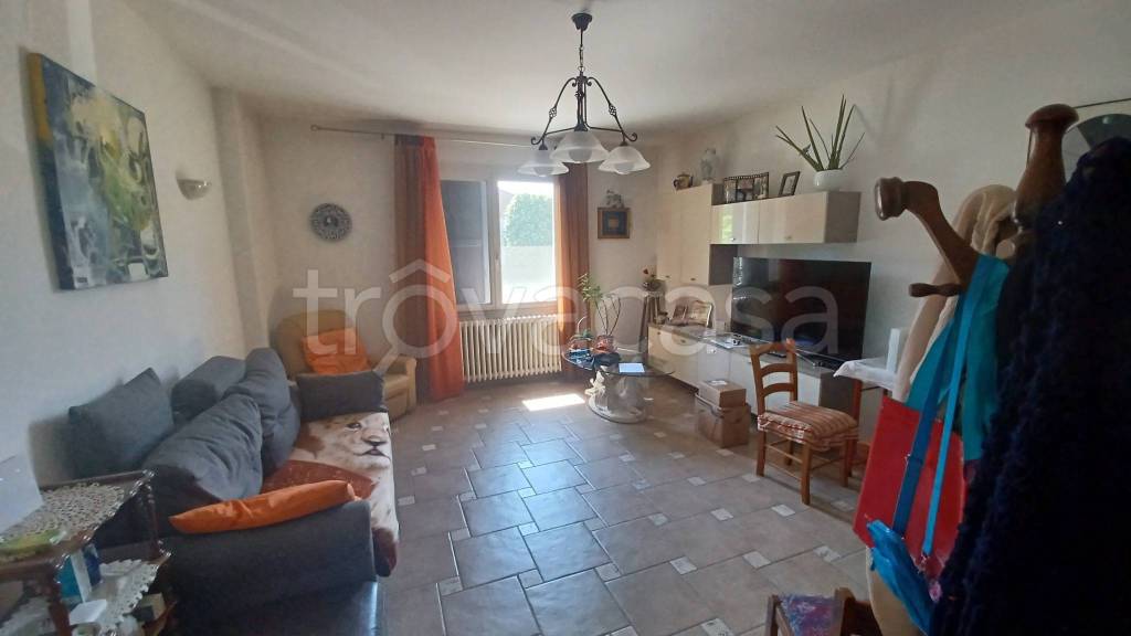 casa indipendente in vendita a Lugo
