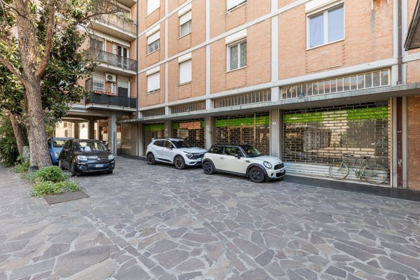 locale di sgombero in vendita a Lugo