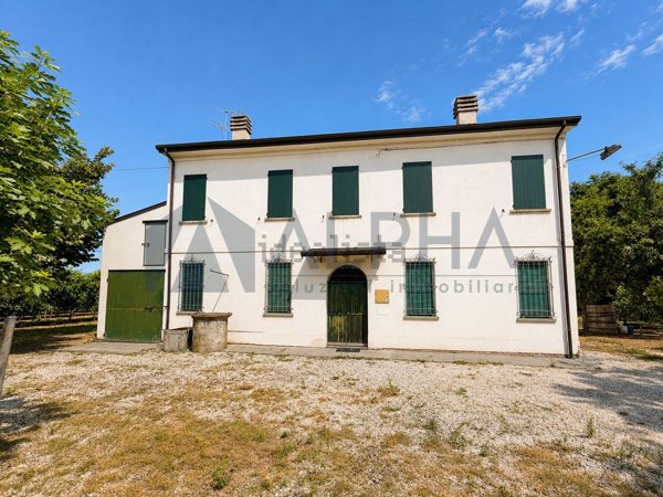 casa indipendente in vendita a Lugo in zona San Potito