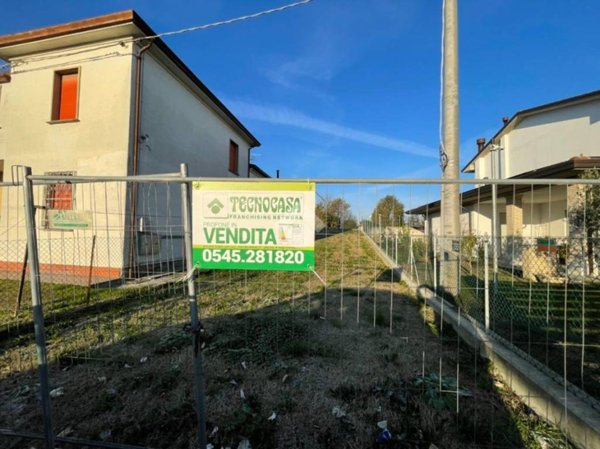casa indipendente in vendita a Lugo