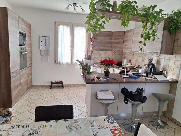 casa indipendente in vendita a Lugo