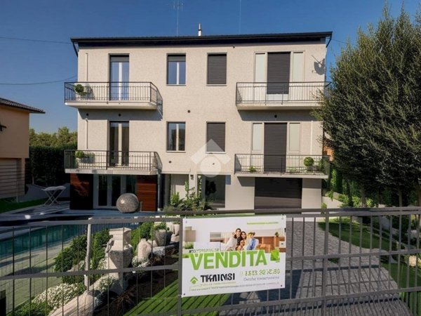 casa indipendente in vendita a Lugo
