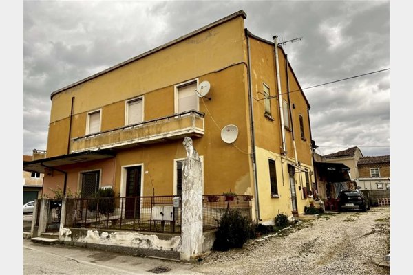 appartamento in vendita a Lugo in zona Voltana