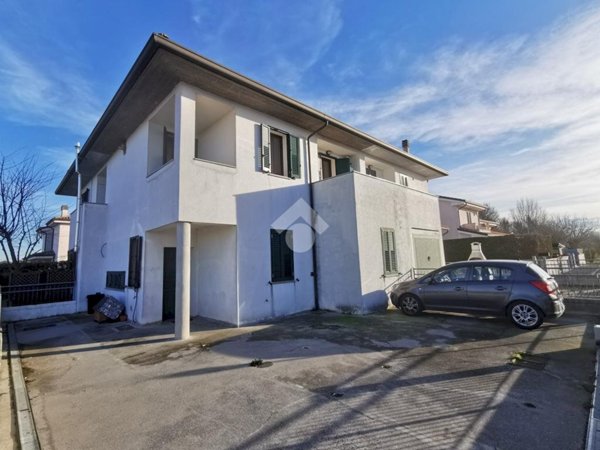 casa indipendente in vendita a Massa Lombarda
