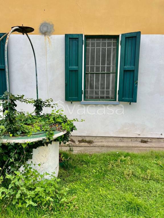 casa indipendente in vendita a Massa Lombarda