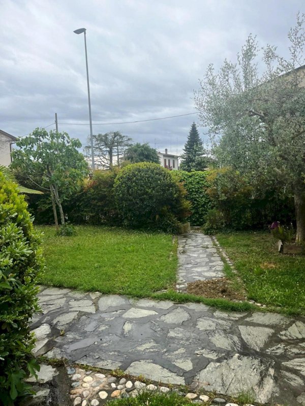 casa indipendente in vendita a Massa Lombarda