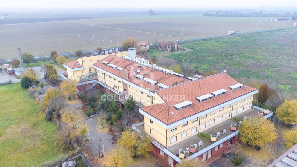negozio in vendita a Massa Lombarda