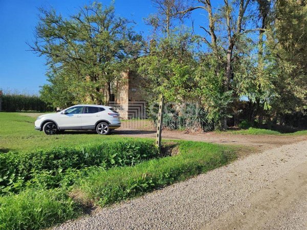 casa indipendente in vendita a Massa Lombarda