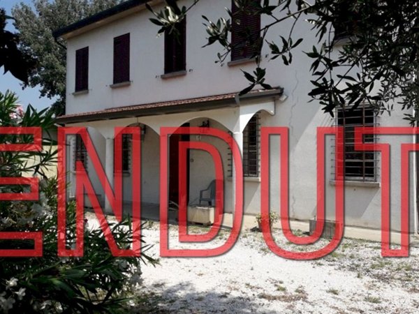 casa indipendente in vendita a Massa Lombarda