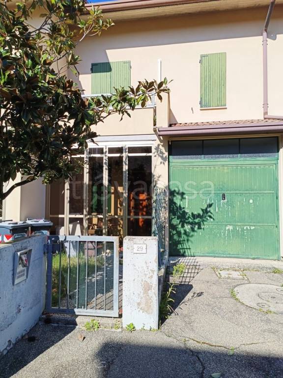 casa indipendente in vendita a Massa Lombarda