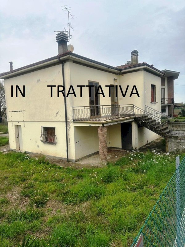 casa indipendente in vendita a Massa Lombarda