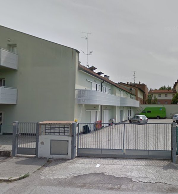 locale di sgombero in vendita a Massa Lombarda