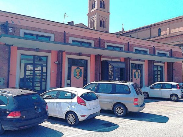 negozio in vendita a Massa Lombarda